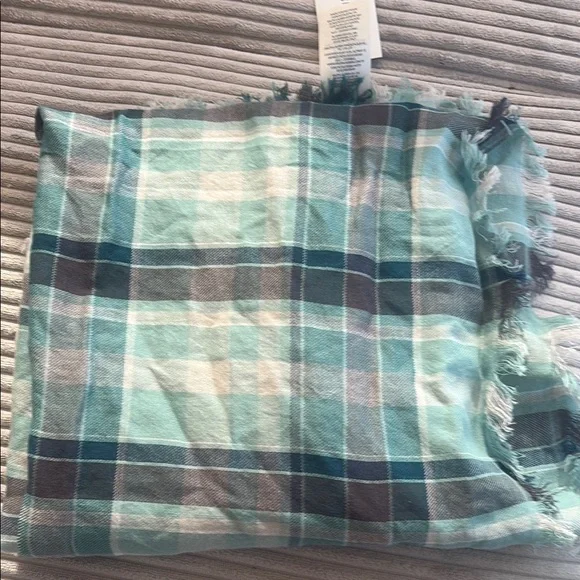 Lauren Ralph Lauren Plaid Scarf - Picture 3 of 4